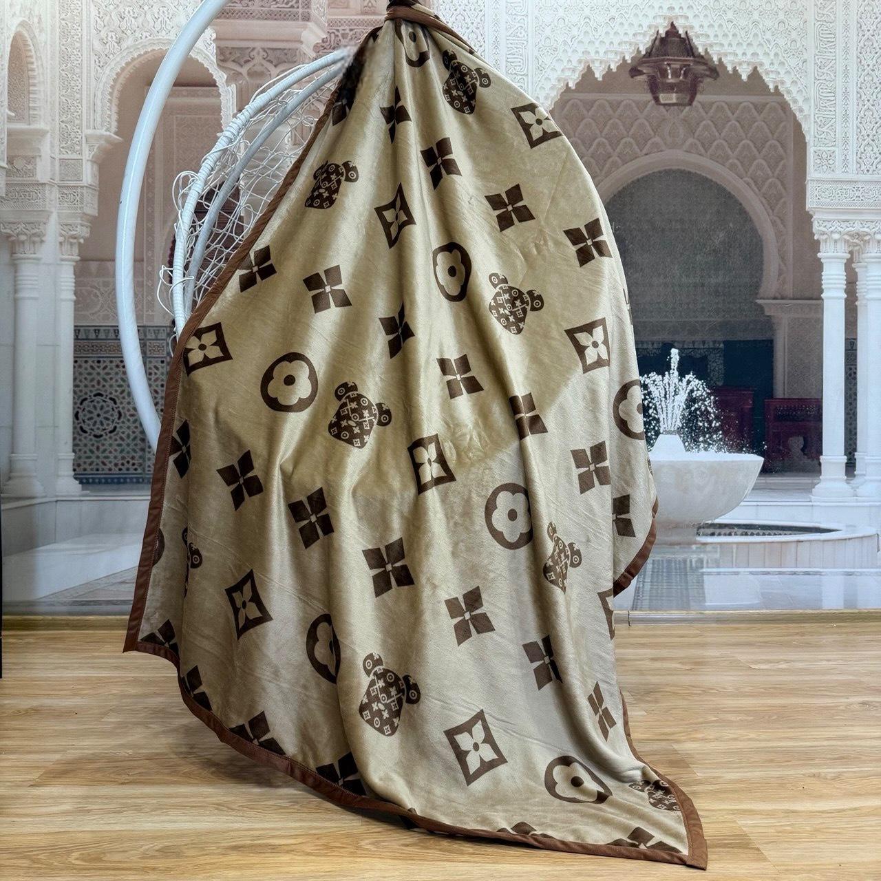 Плед-покрывало двустороннее Koloco Велюр 150x200 см Разноцветный (07-107-9) - фото 3 Плед-покрывало двустороннее Koloco Велюр 150x200 см Разноцветный (07-107-9) - фото 3