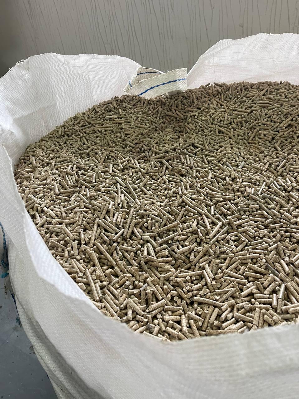 Деревна пелета з хвойних порід 15 кг (17510331) - фото 3 Деревна пелета з хвойних порід 15 кг (17510331) - фото 3