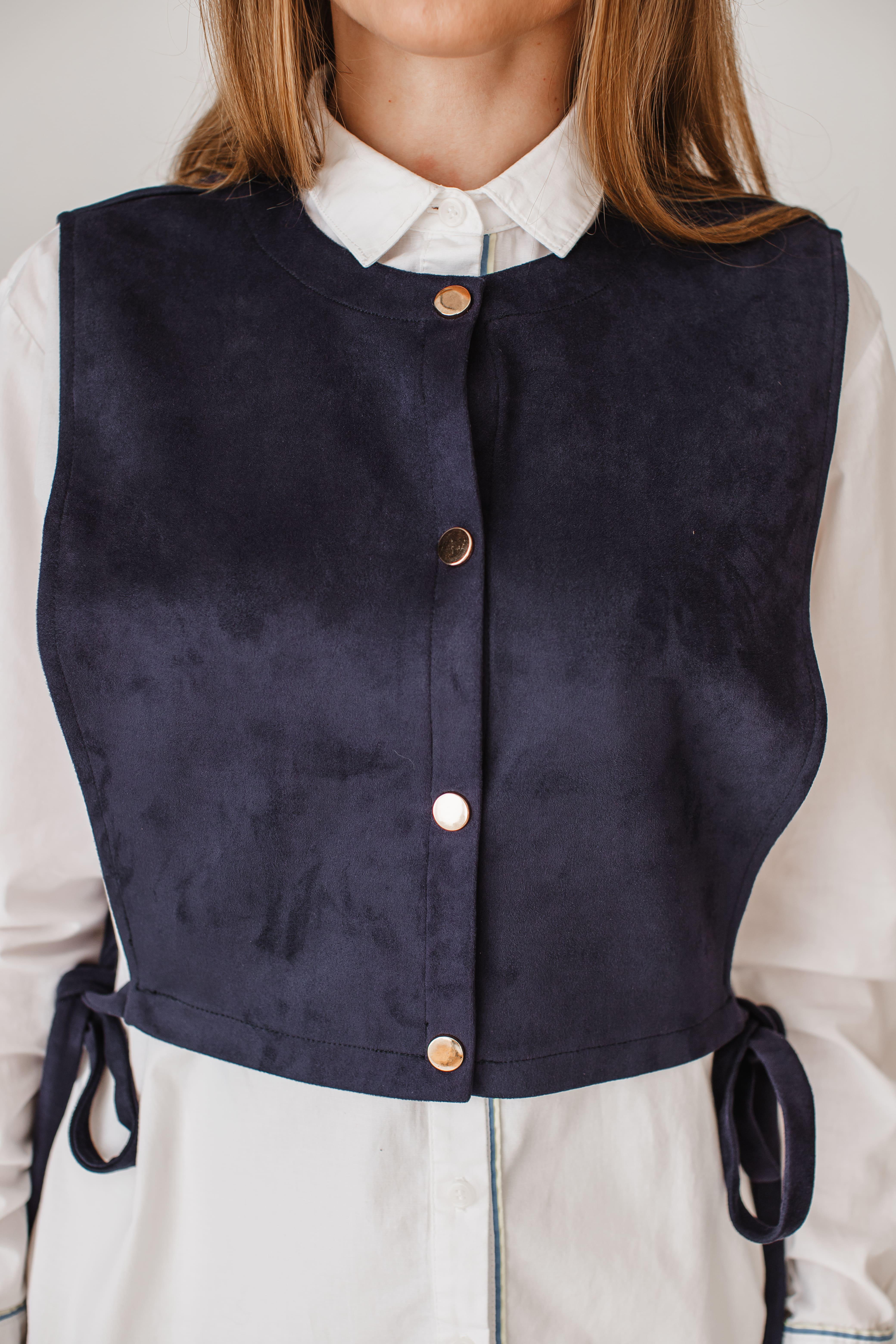 Жилет жіночий VSlatinina замшевий на кнопках S Темно-синій (01234567829) - фото 11 Жилет жіночий VSlatinina замшевий на кнопках S Темно-синій (01234567829) - фото 11