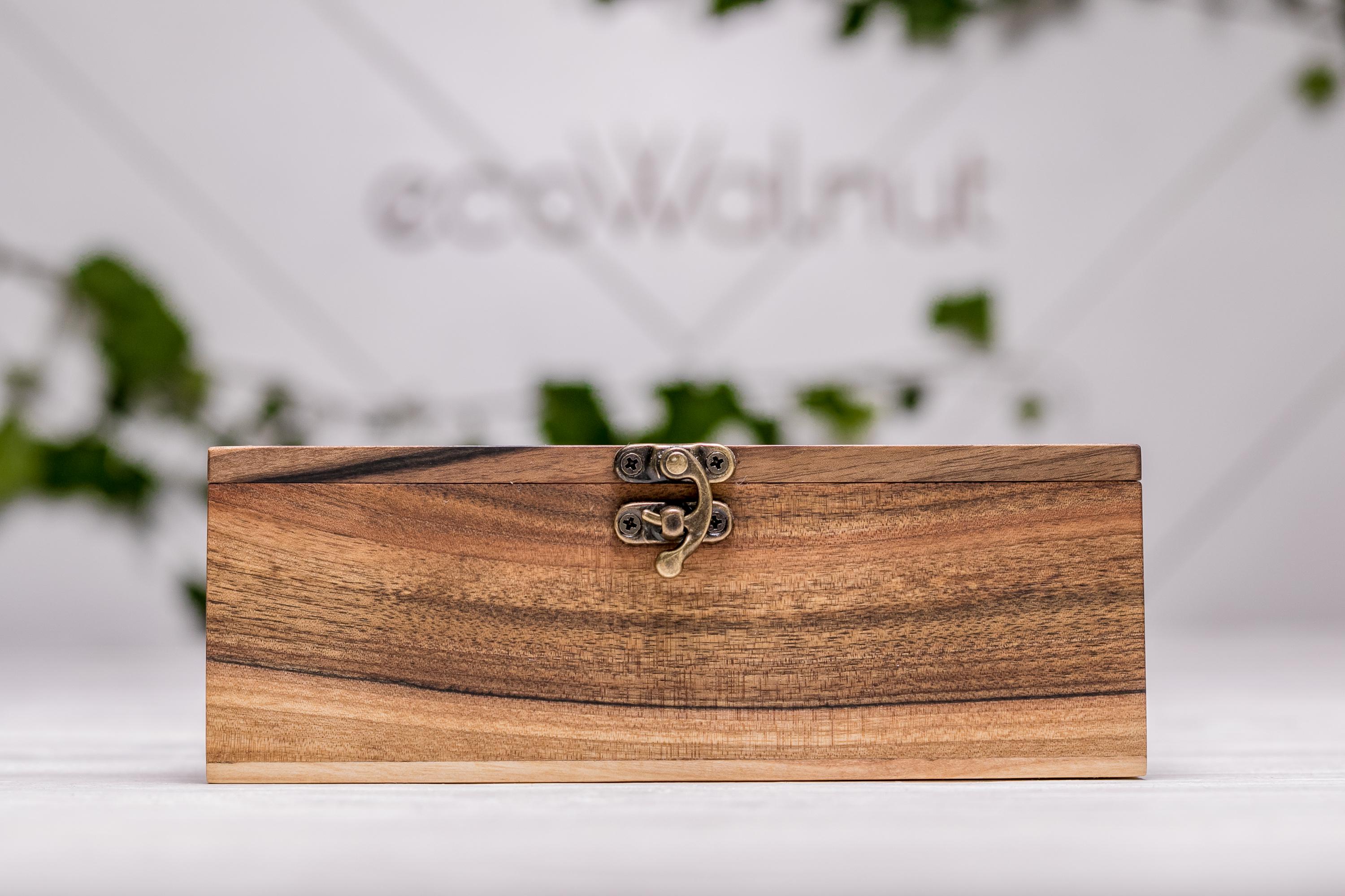 Дерев'яний футляр EcoWalnut для 1 пари окулярів з персональним гравіюванням (EB-15.2) - фото 12