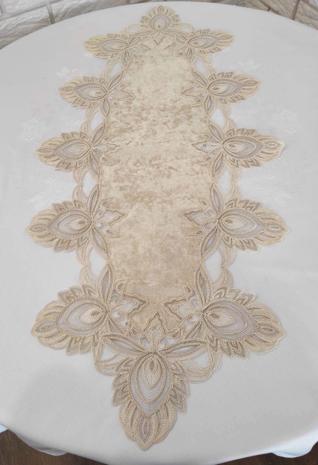 Дорожка велюровая с кружевом Acme 50x100 Cinar Cappicino (CN10781)