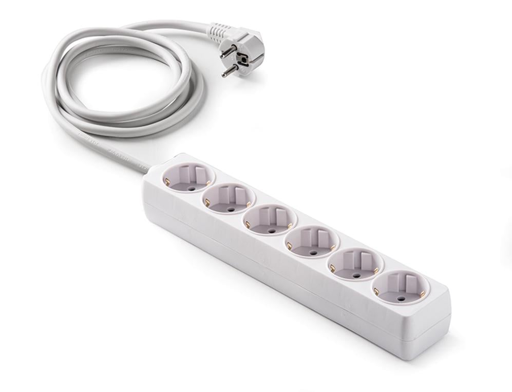 Удлинитель Famatel 9/506 P-3600W на 6 розеток с заземлением 16А 250V 3х1,5 мм2 1,5 м (17858824)