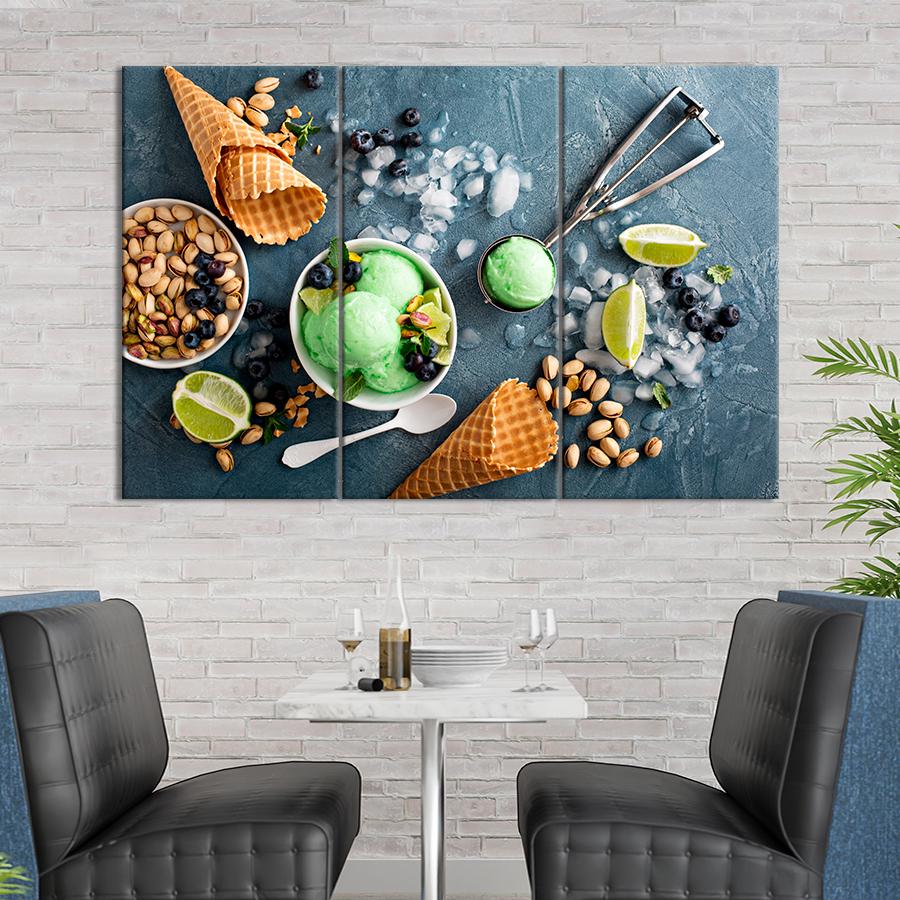 Настенний декор Фисташковое мороженое с лаймовым и черничным декором 156x100 см (A364-3)