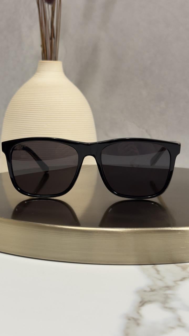 Солнцезащитные очки Gucci GG0381S 001 Black/Grey