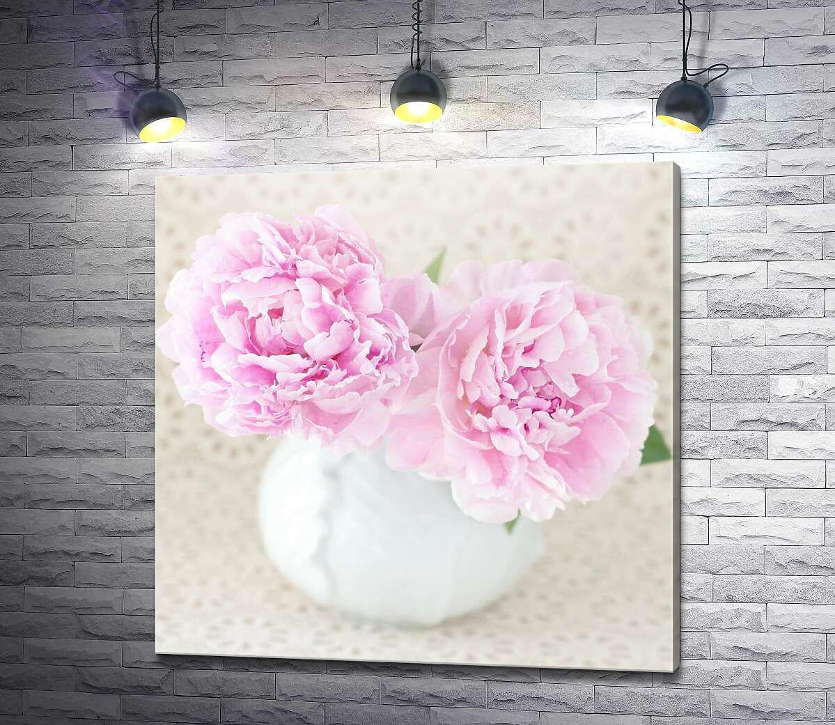 Картина ArtPoster Пара пушистых пионов в вазе 130x130 см Модуль №1 (004187)
