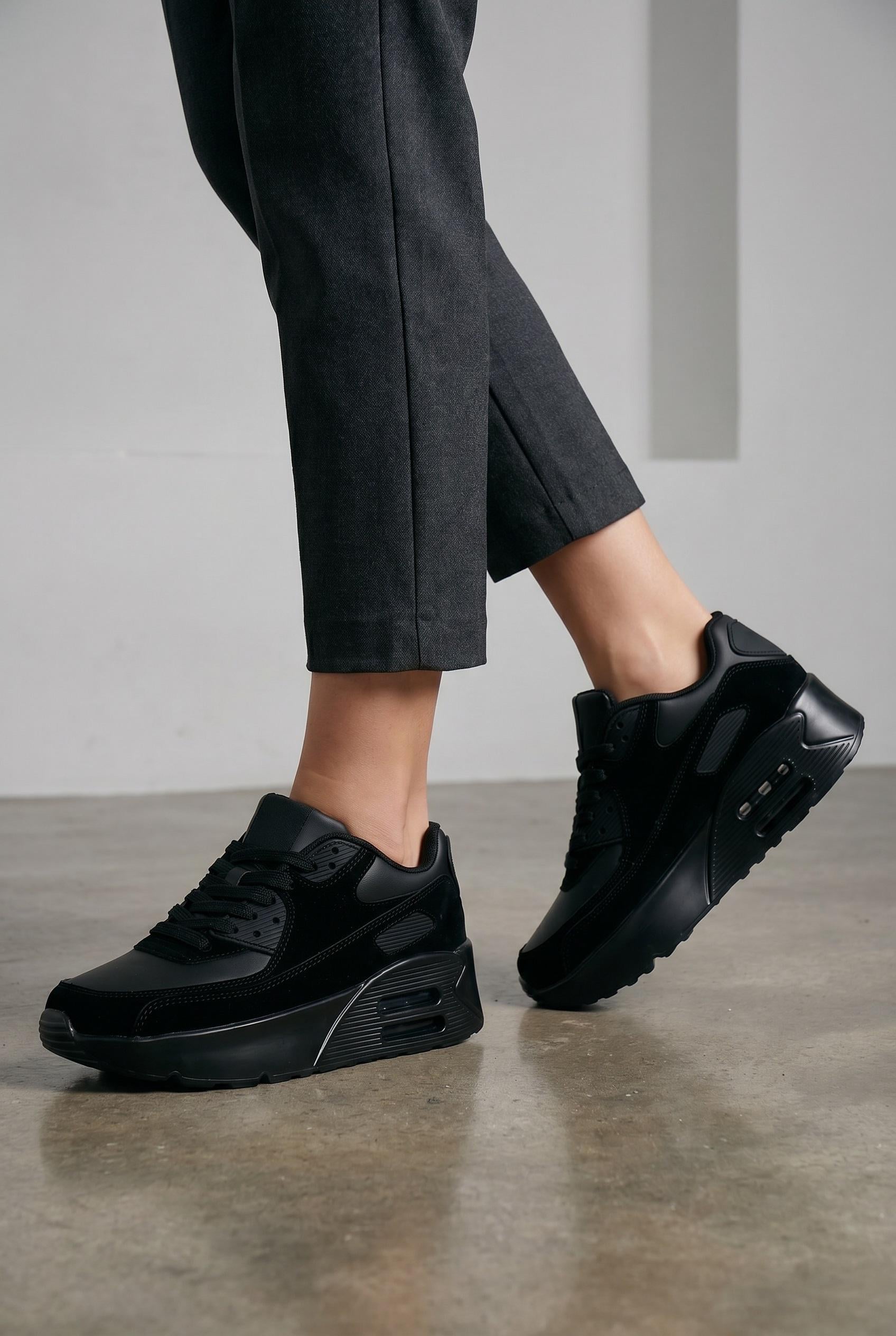 Кроссовки женские Fashion 347290 на высокой платформе р. 36 Черный (347290_36)