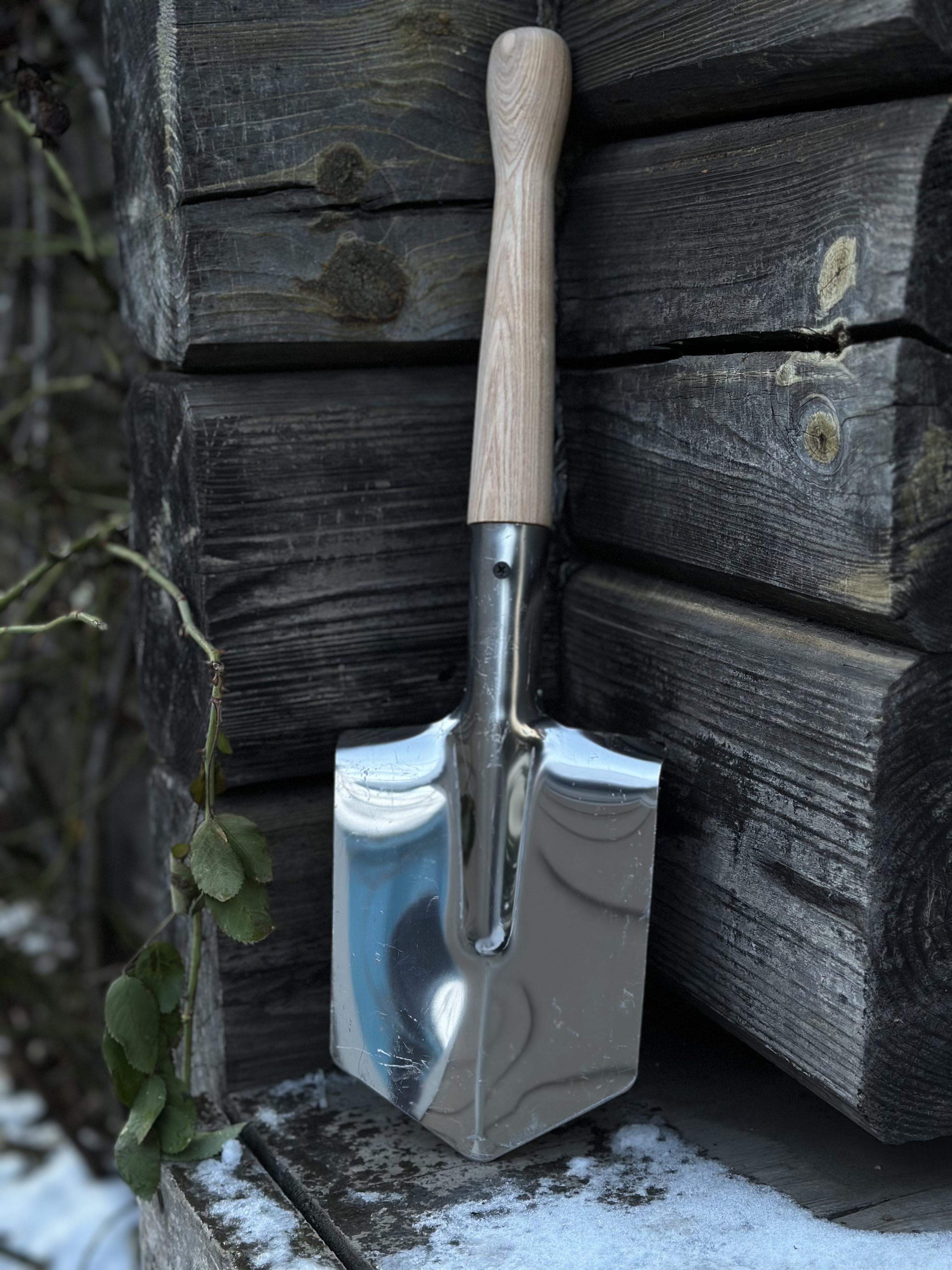 Лопата саперная Reckless цельная из нержавеющей стали 2 мм 52х19х15 см (лтмн19) - фото 9 Лопата саперная Reckless цельная из нержавеющей стали 2 мм 52х19х15 см (лтмн19) - фото 9