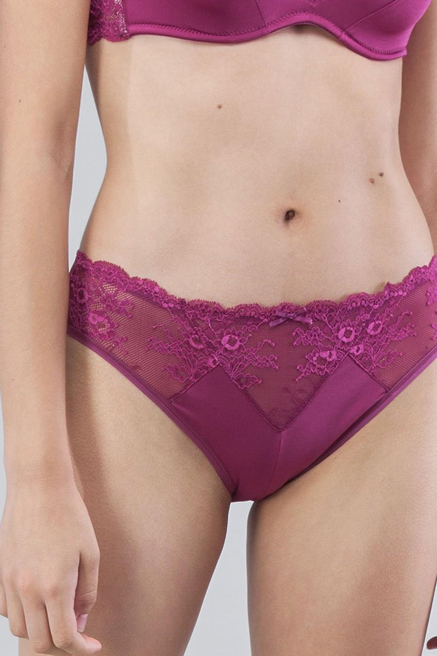 Комплект білизни Gisela бюстгальтер з ущільненою чашкою/трусики сліп 80D/XL Фуксія (67238) - фото 6 Комплект білизни Gisela бюстгальтер з ущільненою чашкою/трусики сліп 80D/XL Фуксія (67238) - фото 6