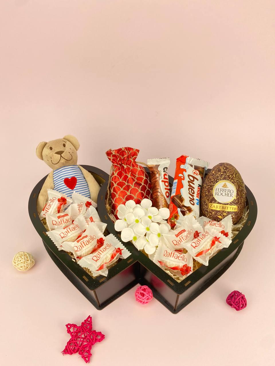 Подарочный набор Сердце Raffaello (8-0589)