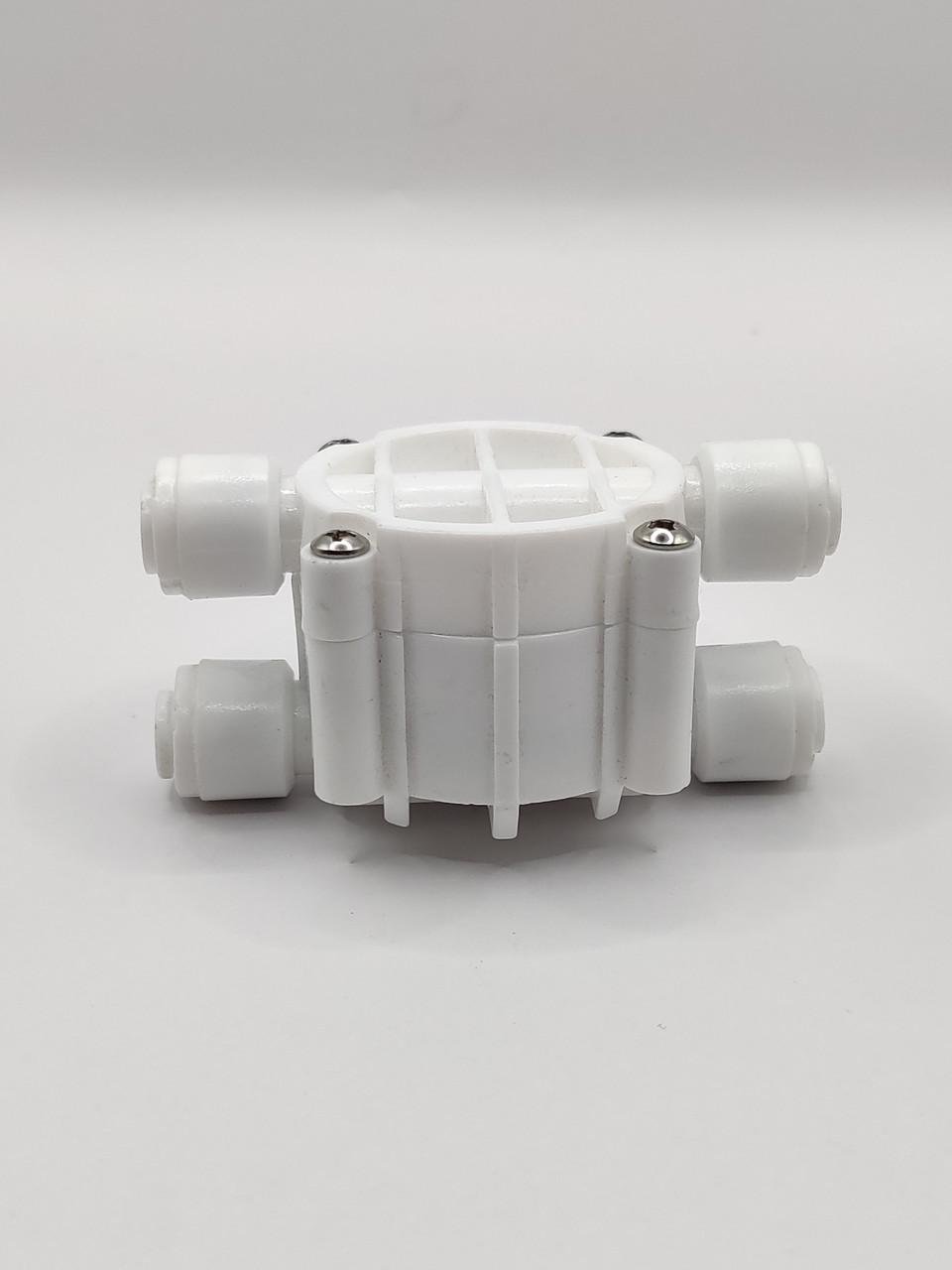 Клапан четырехходовой1/4" для систем обратного осмоса