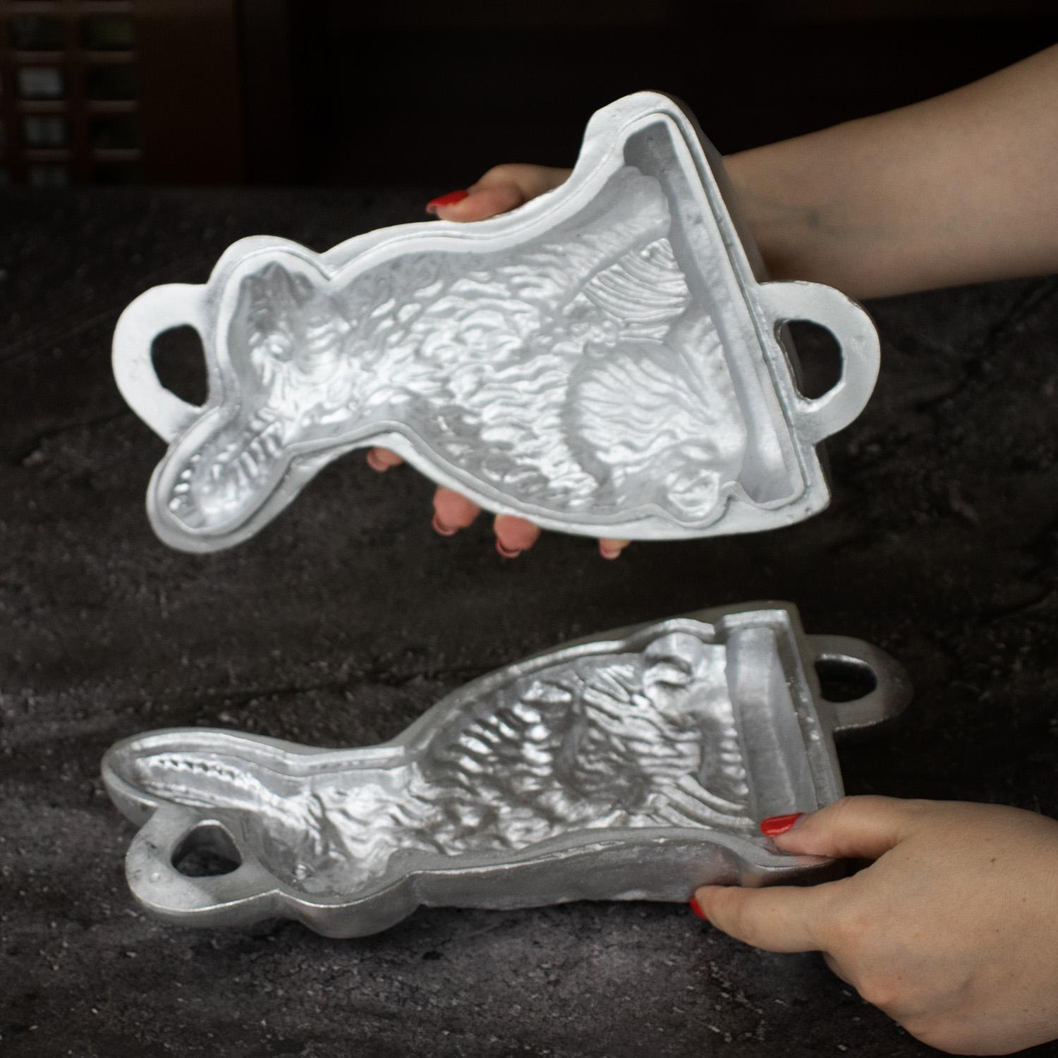 Форма алюминиевая Зайчик для выпекания праздничного цельного кекса 30х17х8,5 см (85019) - фото 4 Форма алюминиевая Зайчик для выпекания праздничного цельного кекса 30х17х8,5 см (85019) - фото 4