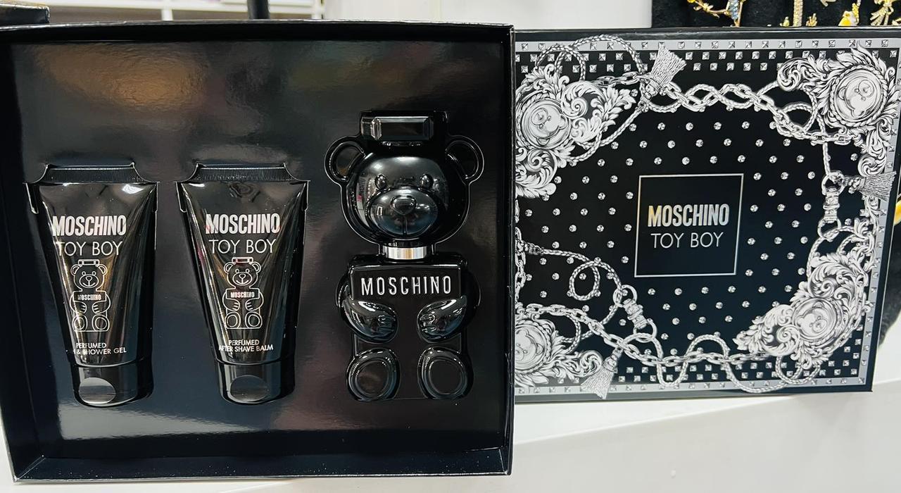 Набір парфумів Moschino Boy (2516815809)