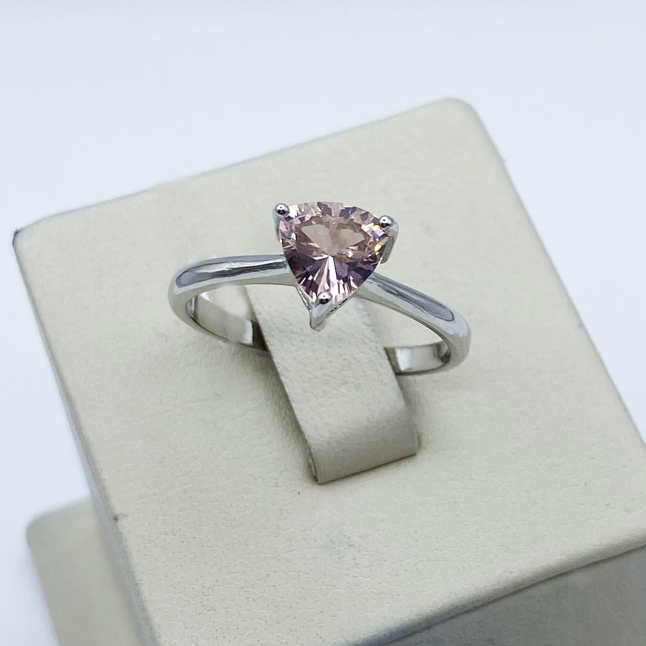 Кольцо серебряное с морганитом р. 19 2,4 г (2212725228) Кольцо серебряное с морганитом р. 19 2,4 г (2212725228)