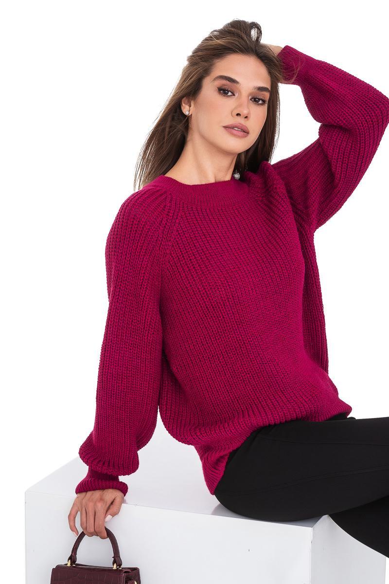 Свитер женский свободный крупной вязки SVTR р. 48-52 Малиновый (472) - фото 7