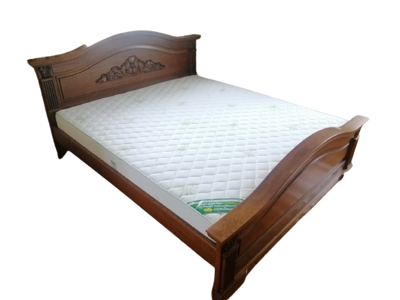 Кровать двуспальная Вивальди из массива дуба с резьбою 1,6х2 м Орех (18219359)