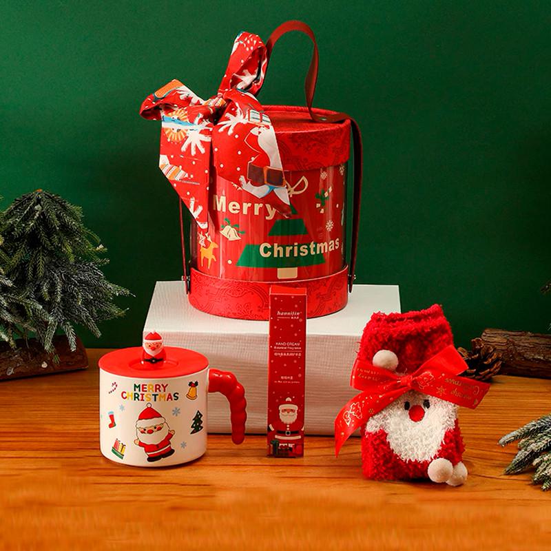 Подарочный набор Lesko 08 Рождественская чашка/крем для рук/носки/новогодний подарок (31160165)