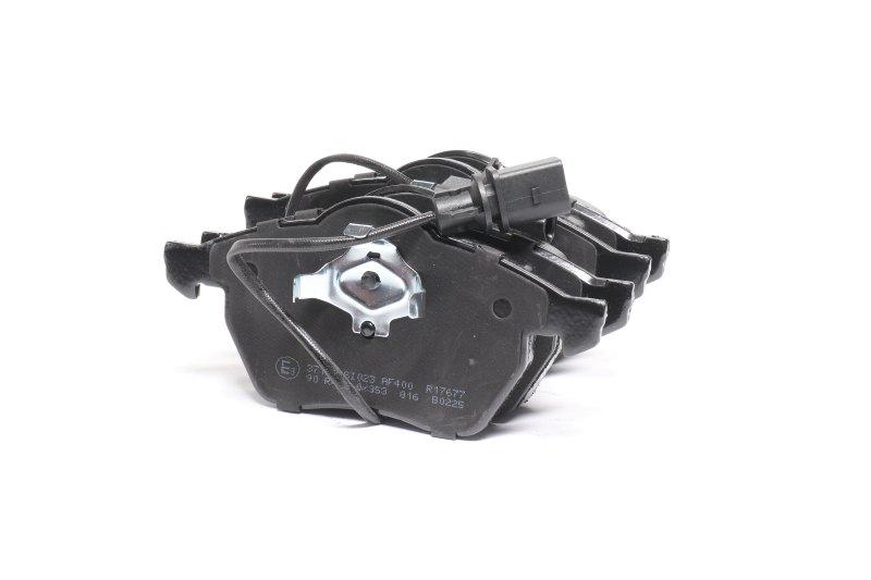 Колодки тормозные дисковые Audi/Volkswagen A6/Passat передние (37156 A.B.S.)