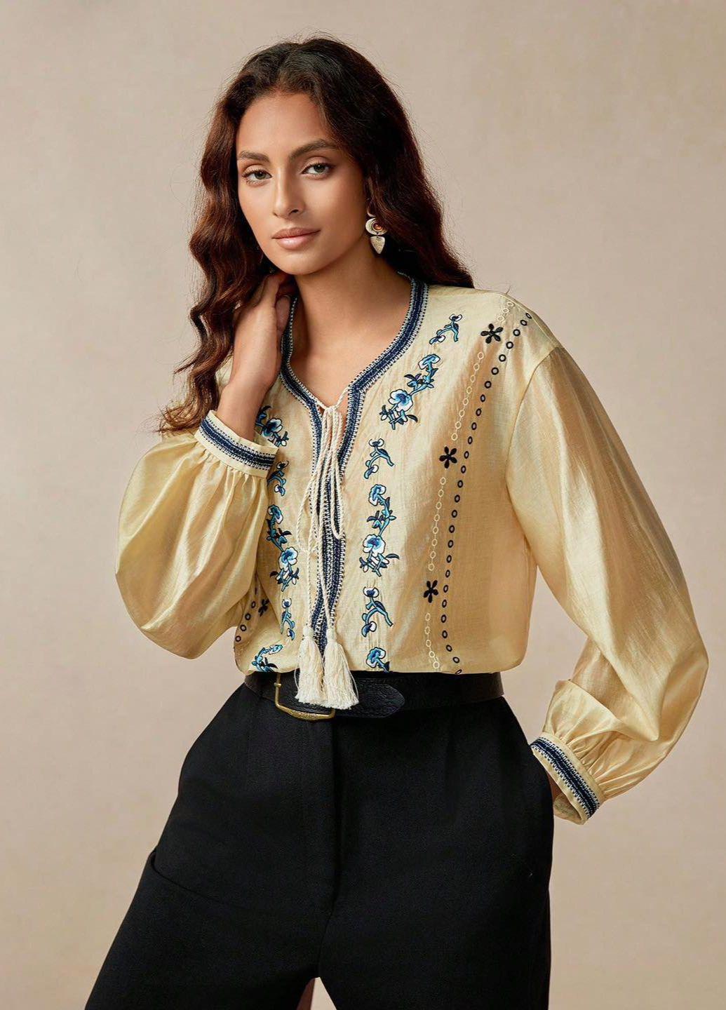 Блузка жіноча з синьою вишивкою Fashion 18178 М Жовтий
