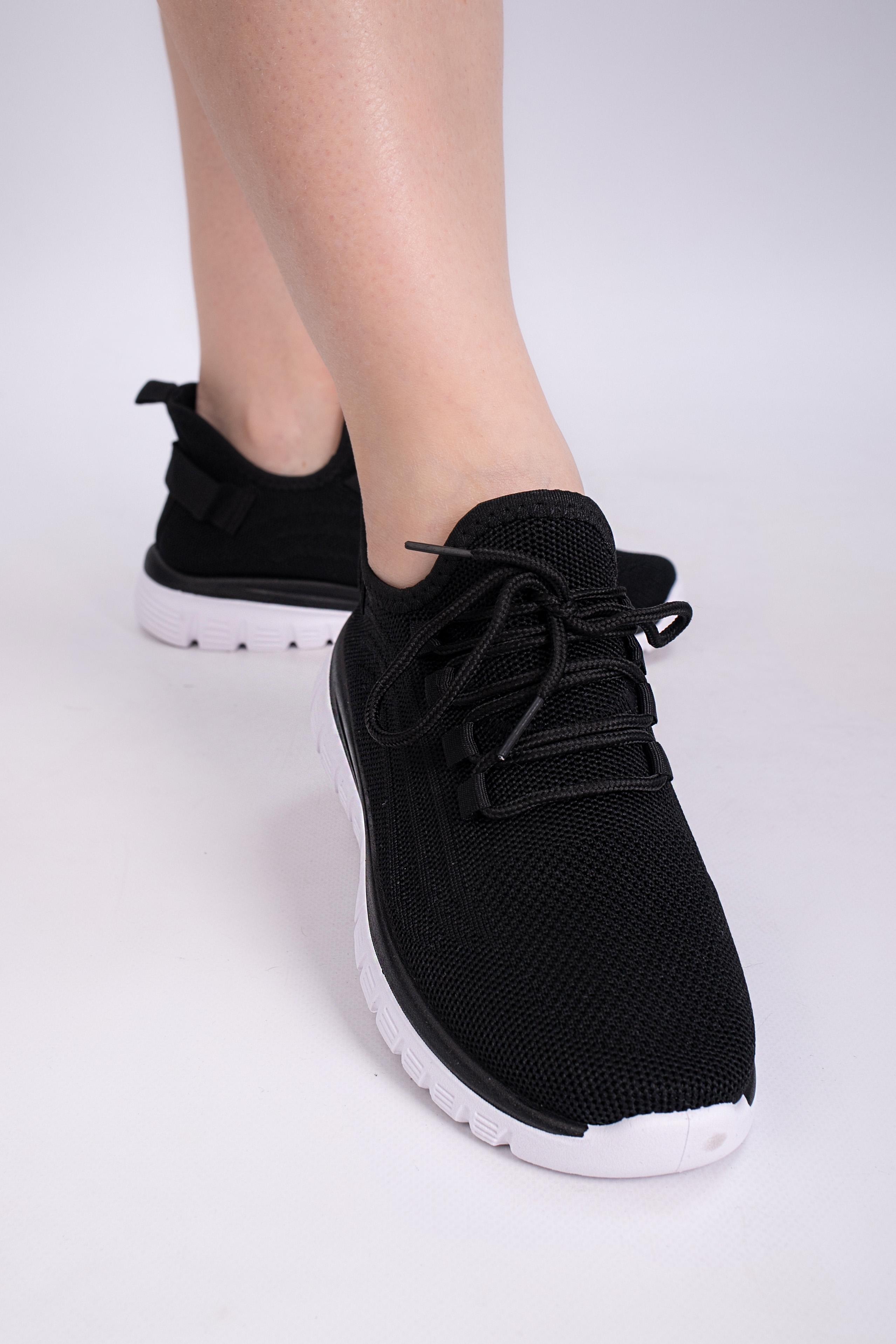 Слипоны женские Fashion 350974 р. 40 Черный