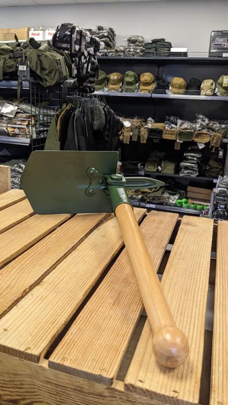 Лопата Mil-Tec саперная складная с киркой - фото 2 Лопата Mil-Tec саперная складная с киркой - фото 2