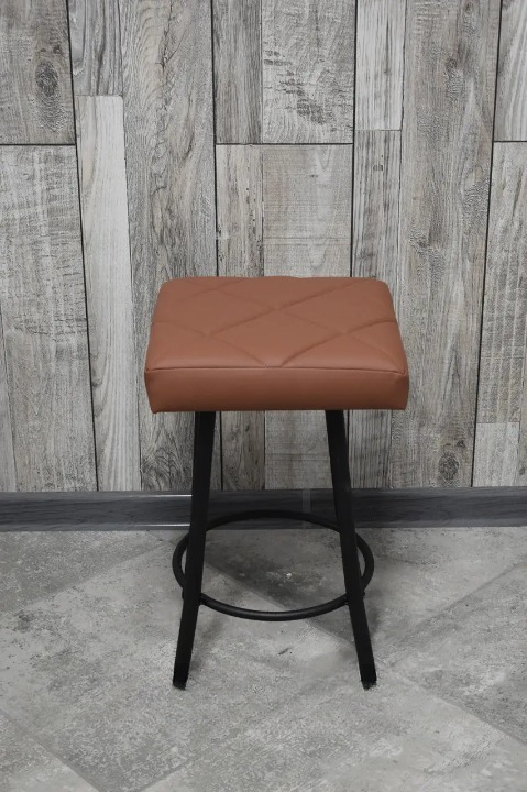 Табурет кухонний Tutty+ Ромб 30х30х45 см Коричневий/Чорний (28374393)