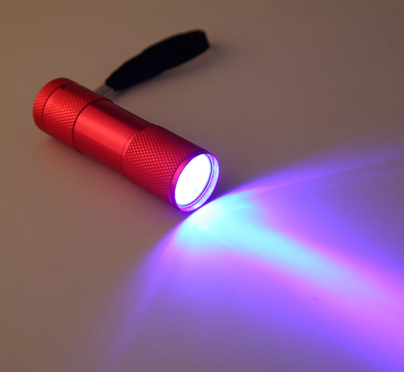 Ультрафиолетовый фонарь 365-400 НМ - фото 3 Ультрафиолетовый фонарь 365-400 НМ - фото 3