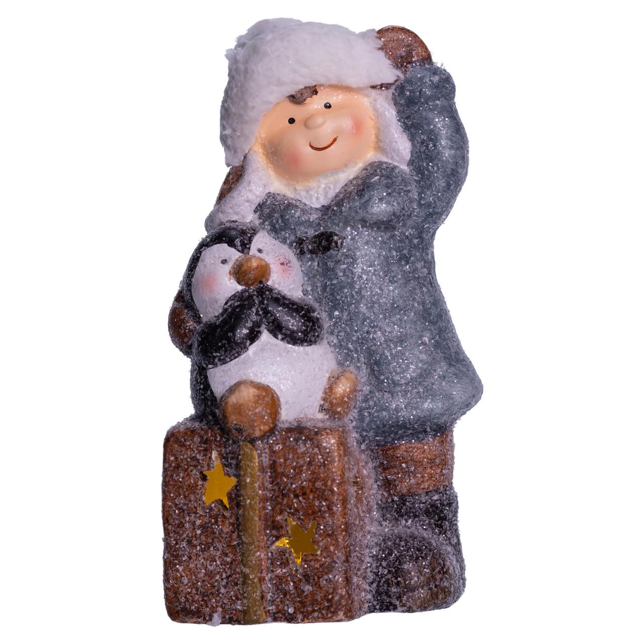 Фігурка з підсвіткою Дівчинка з подарунком CR-5-18 9х10х19 см (29912969) - фото 2