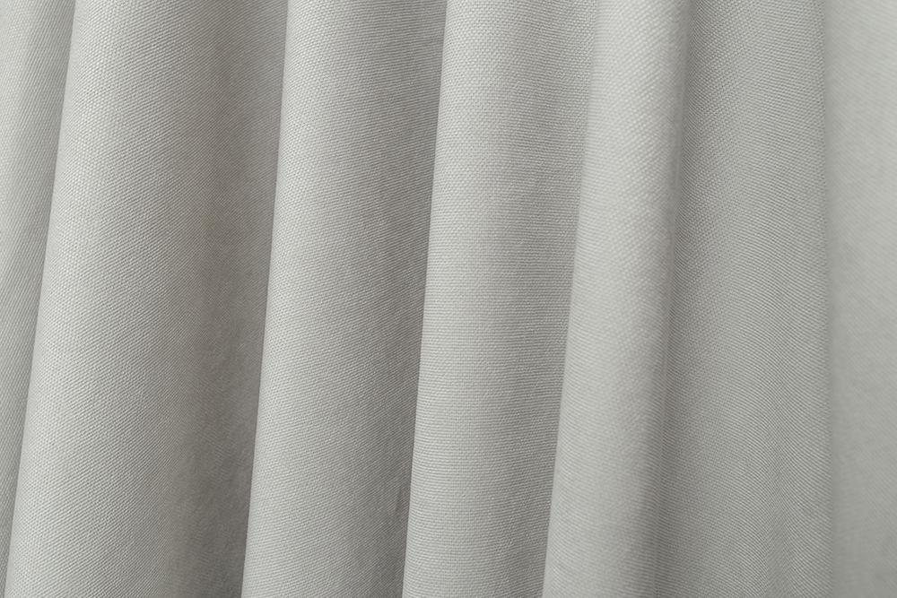 Комплект штор Микровельвет 1,5x2,85 м 2 шт. №39 Светло-серый (BB72C-01) - фото 2 Комплект штор Микровельвет 1,5x2,85 м 2 шт. №39 Светло-серый (BB72C-01) - фото 2