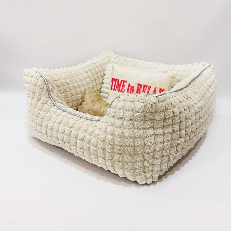 Лежанка для собак Amore mio Cane Бридж Time to Relax до 4 кг 52х52х23 см (DB-0108) - фото 1 Лежанка для собак Amore mio Cane Бридж Time to Relax до 4 кг 52х52х23 см (DB-0108) - фото 1