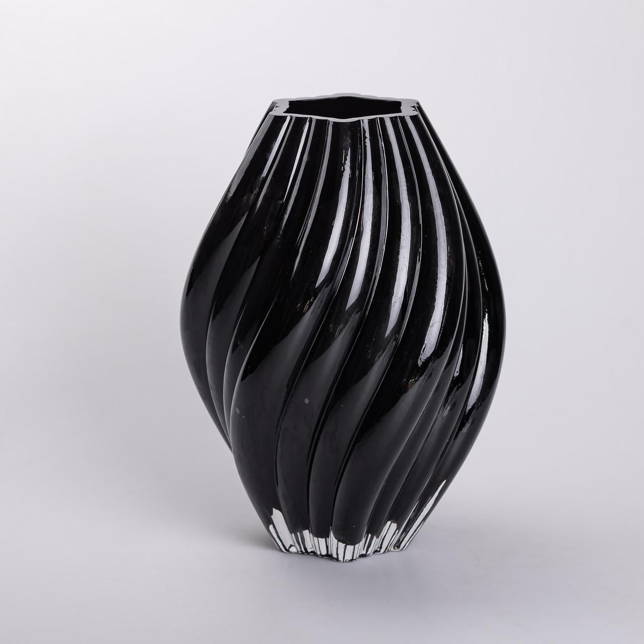 Ваза декоративна скляна для квітів 30 см 5 л Чорний (27969896)