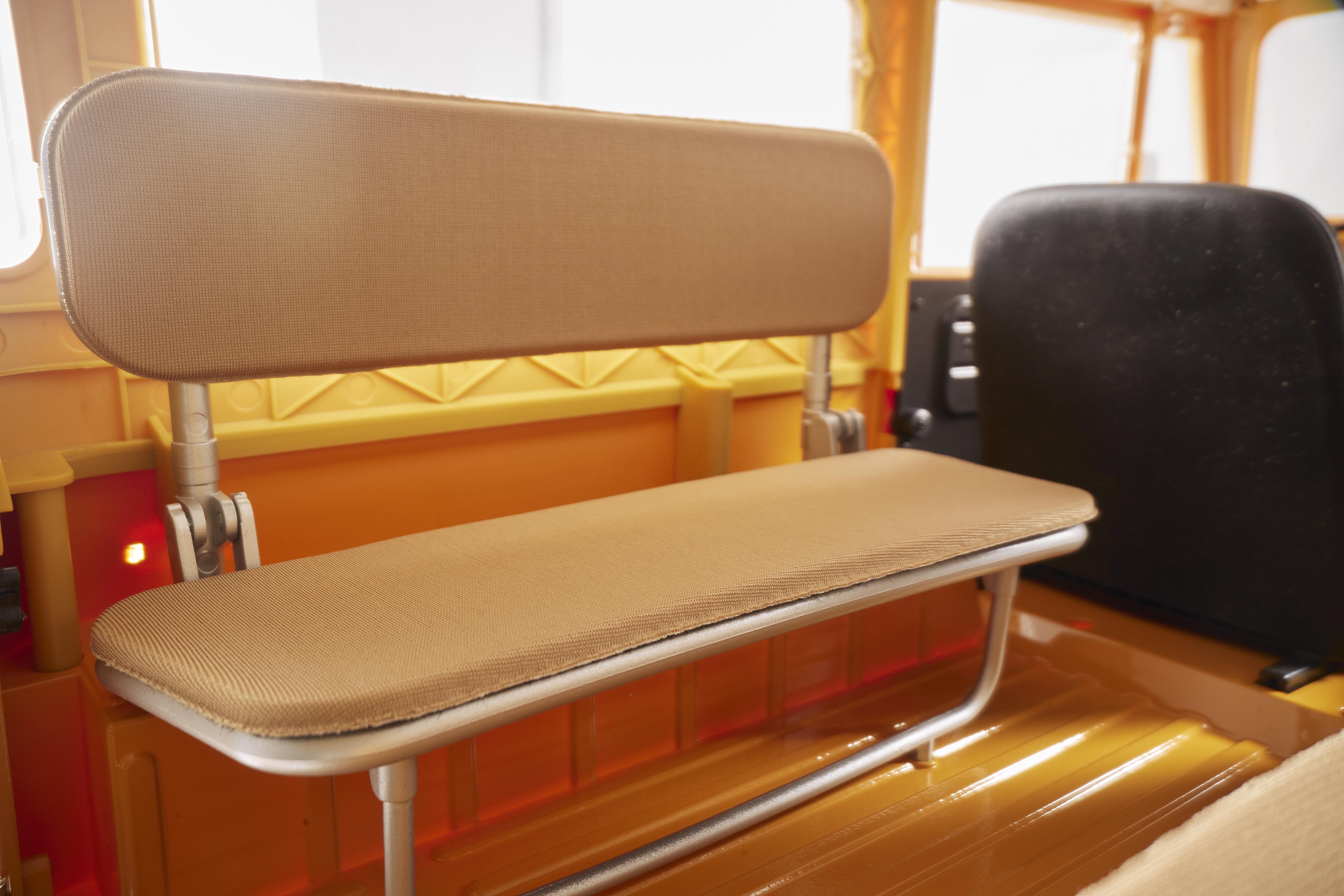 Машинка на радиоуправлении FMS 1:10 Toyota Land Cruiser FJ40 RS Yellow - фото 18 Машинка на радиоуправлении FMS 1:10 Toyota Land Cruiser FJ40 RS Yellow - фото 18