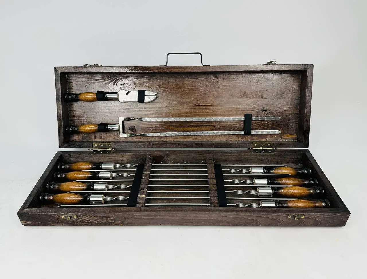 Набір шампурів у кейсі Преміум середній дерев'яний з нержавіючої сталі (2-10-KS-7612) - фото 6 Набір шампурів у кейсі Преміум середній дерев'яний з нержавіючої сталі (2-10-KS-7612) - фото 6