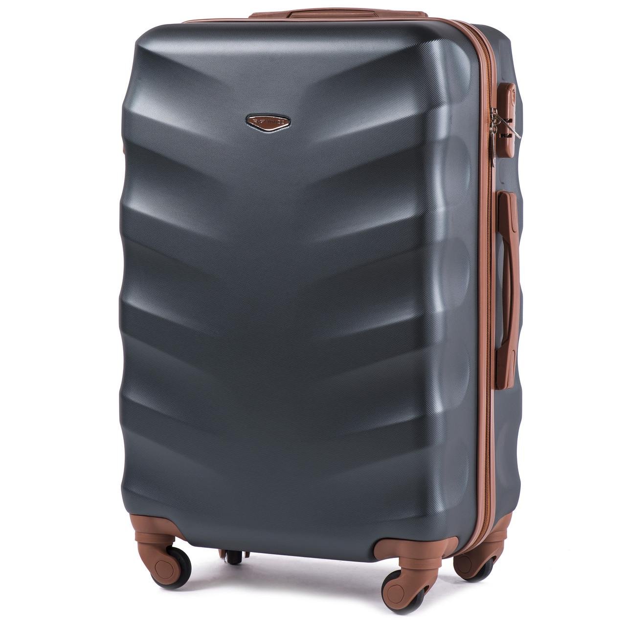 Валіза пластикова Wings 402 M на 4 колесах Зелений (CEKRBWI402MS4ZEL)