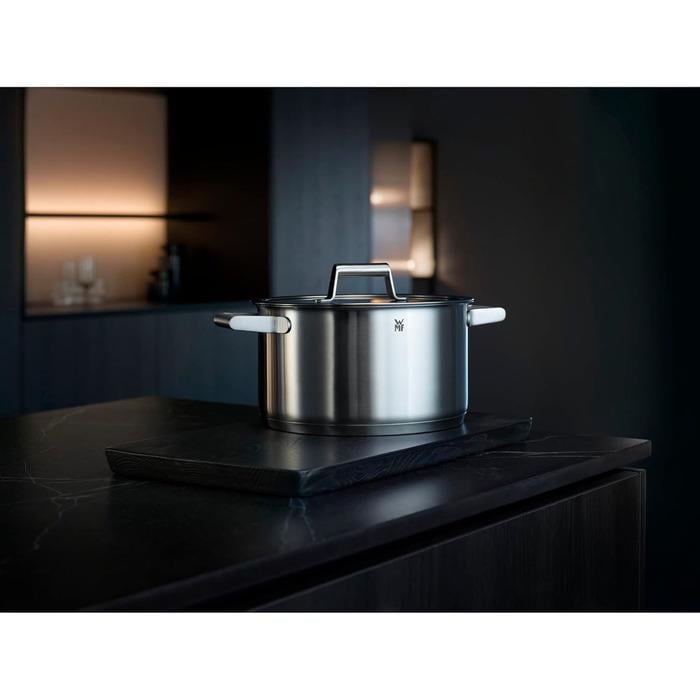 Каструля WMF Comfort Line маленька зі скляною кришкою 16 см 1,9 л - фото 2
