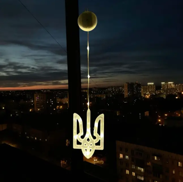 Гирлянда светодиодная Украинский Трезубец 10LED на батарейках и с присоской (85106179)