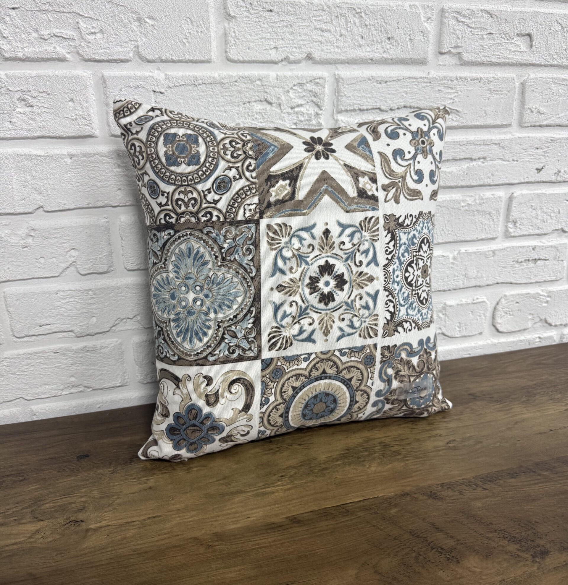 Подушка Comfort Home Abstraction панама 40х40 см