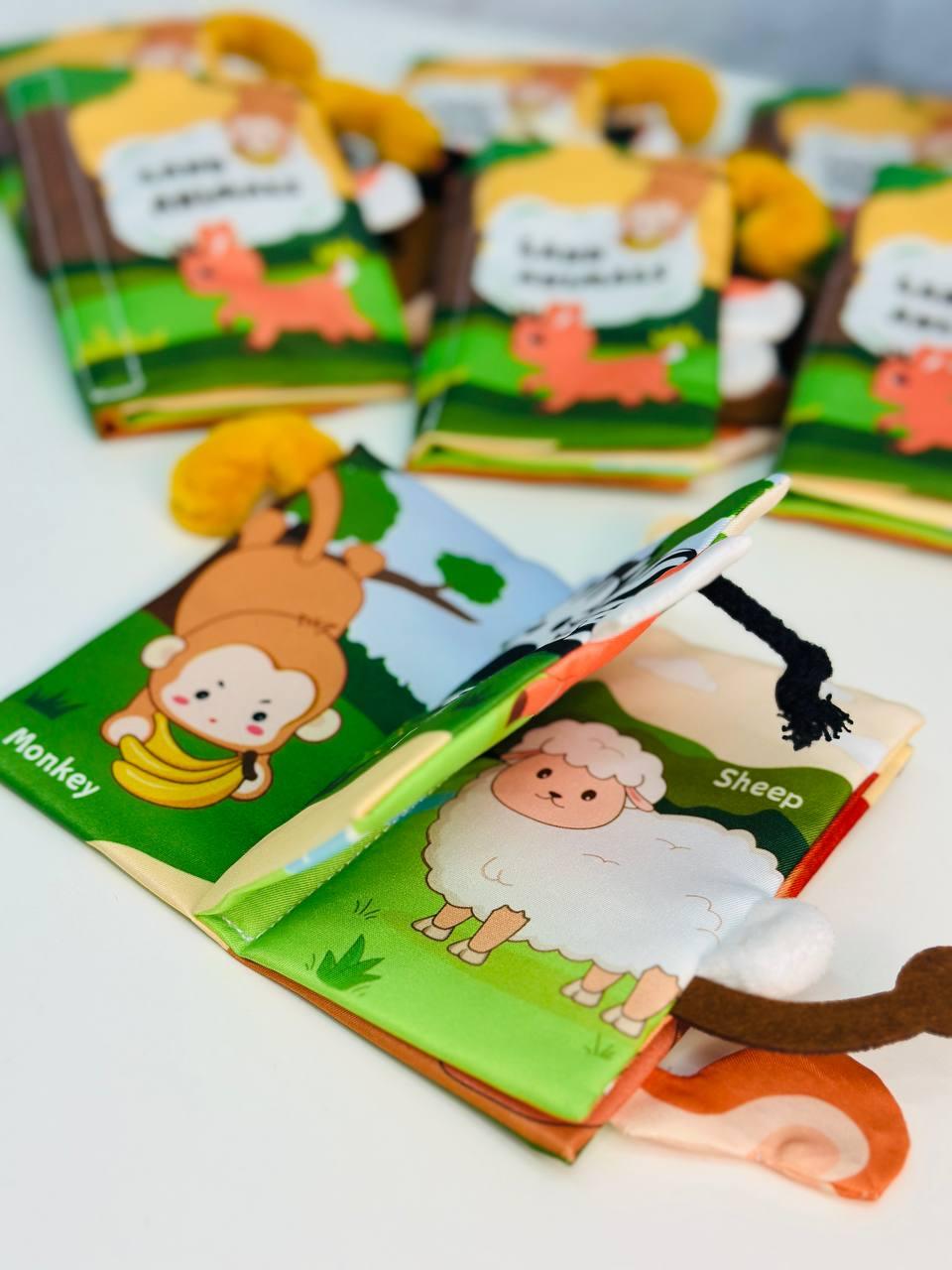 Книжка-шуршалка сенсорная/развивающая для малыша с животными и пищалкой (2760327590) - фото 2 Книжка-шуршалка сенсорная/развивающая для малыша с животными и пищалкой (2760327590) - фото 2