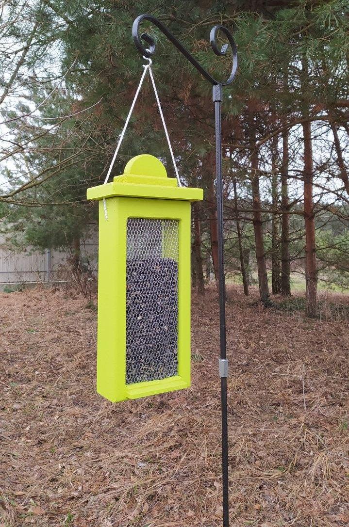 Кормушка для птиц подвесная Эйрен бункерного типа 40х18х11 см из сосновой древесины. - фото 5 Кормушка для птиц подвесная Эйрен бункерного типа 40х18х11 см из сосновой древесины. - фото 5