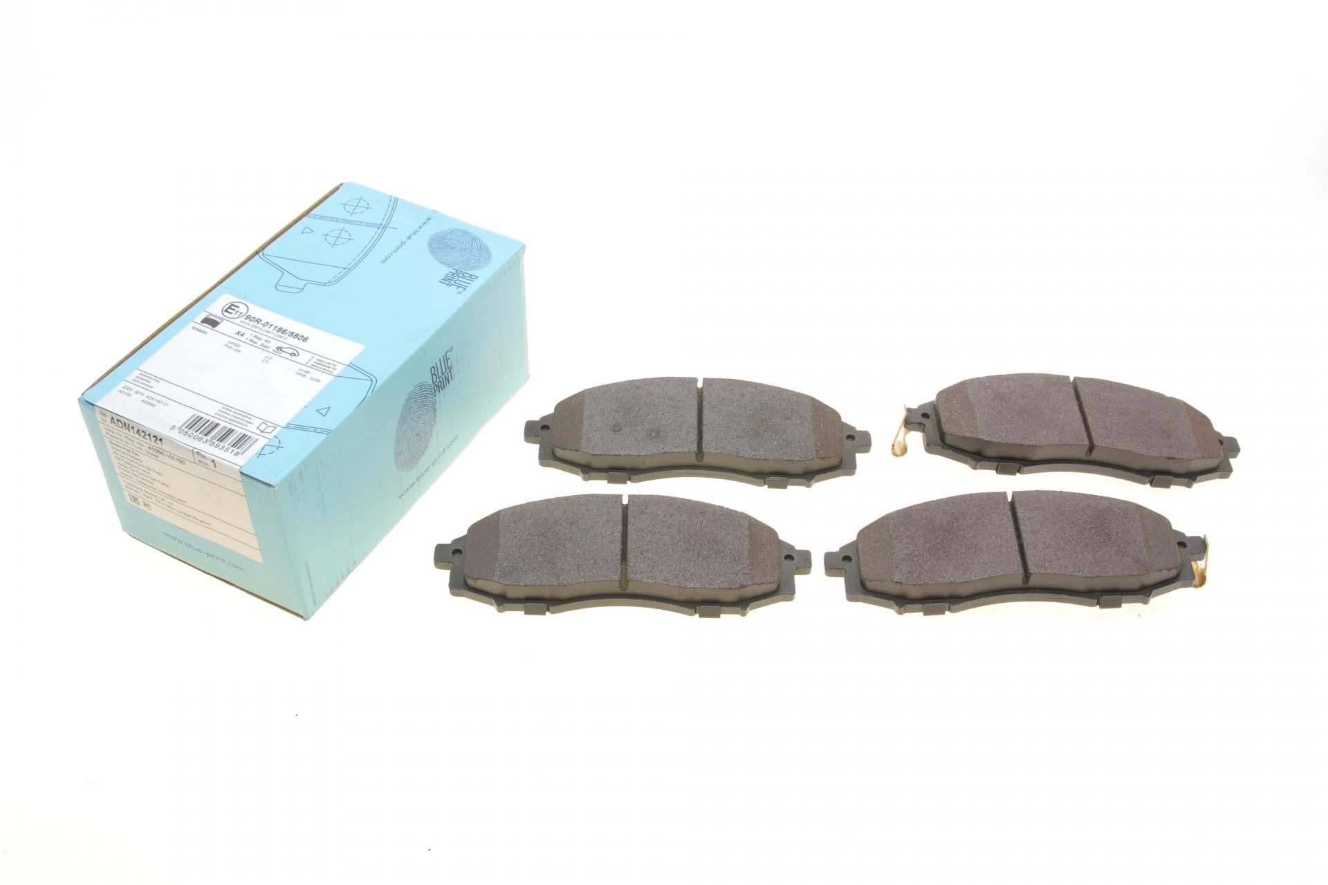 Колодки тормозные передние BLUE PRINT для Nissan Navara/Pick Up 2.4i/2.5 TD 98- (ADN142121)