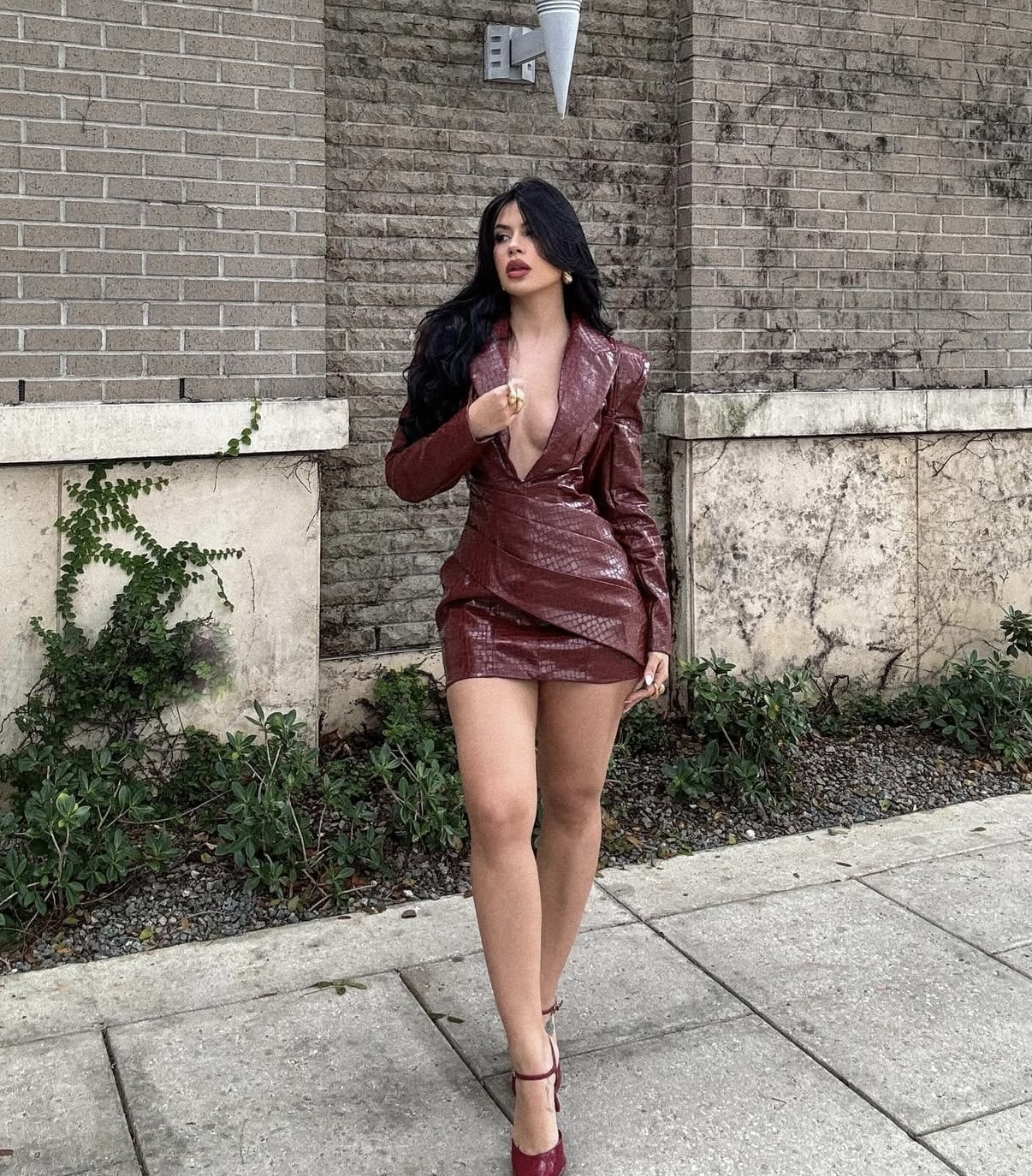 Сукня коктейльна Misspap з екошкіри Бургунді (29437160) - фото 2