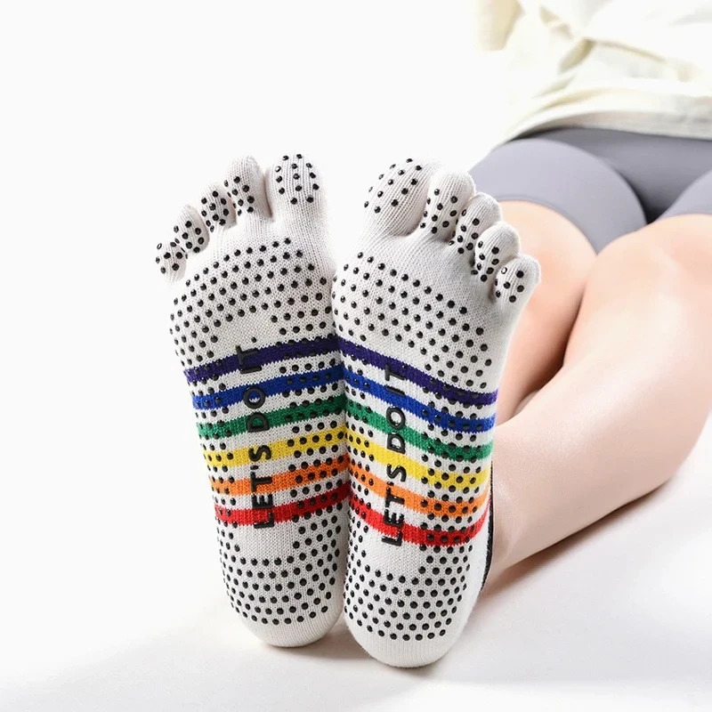 Носки Meikan для йоги пилатеса фитнеса танцев нескользящие с пальцами р. 34-39 2 пары Черный/Белый - фото 9 Носки Meikan для йоги пилатеса фитнеса танцев нескользящие с пальцами р. 34-39 2 пары Черный/Белый - фото 9