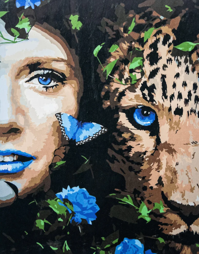 Картина за номерами Strateg Дівчина з леопардом 40x50 см (VA-3391) Картина за номерами Strateg Дівчина з леопардом 40x50 см (VA-3391)