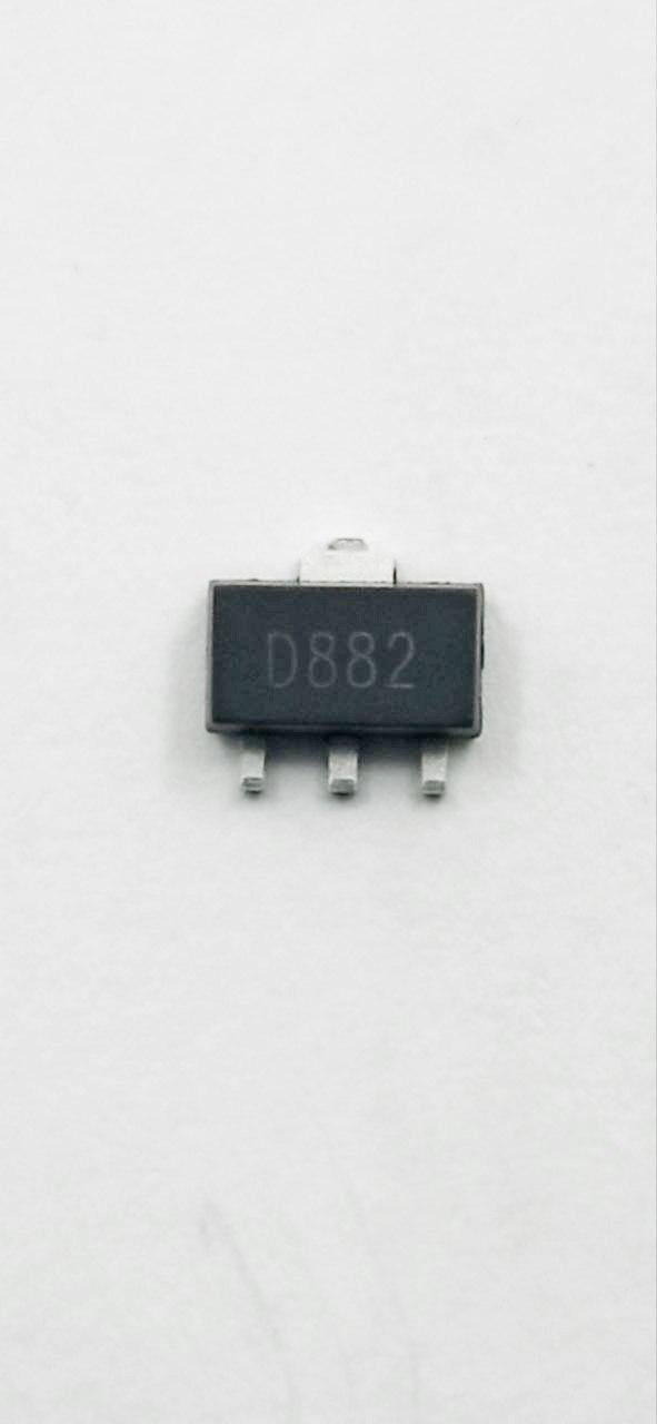 Транзистор 2SD882 npn 40V 3A 0,5W sot-89 (30633)