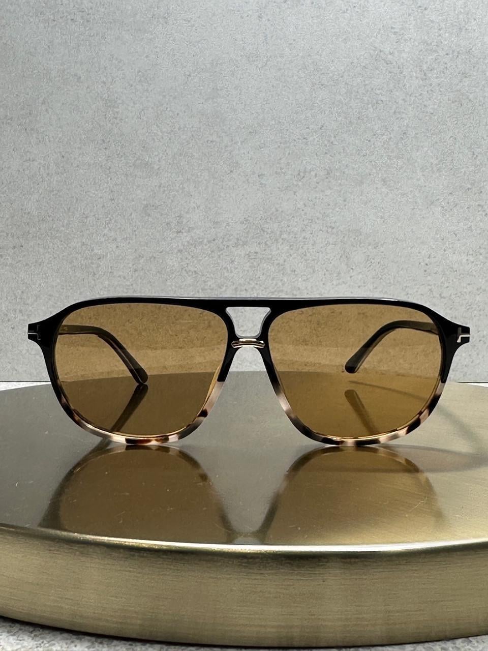Солнцезащитные очки Tom Ford Bruce TF1026 05E Tokyo Tortoise