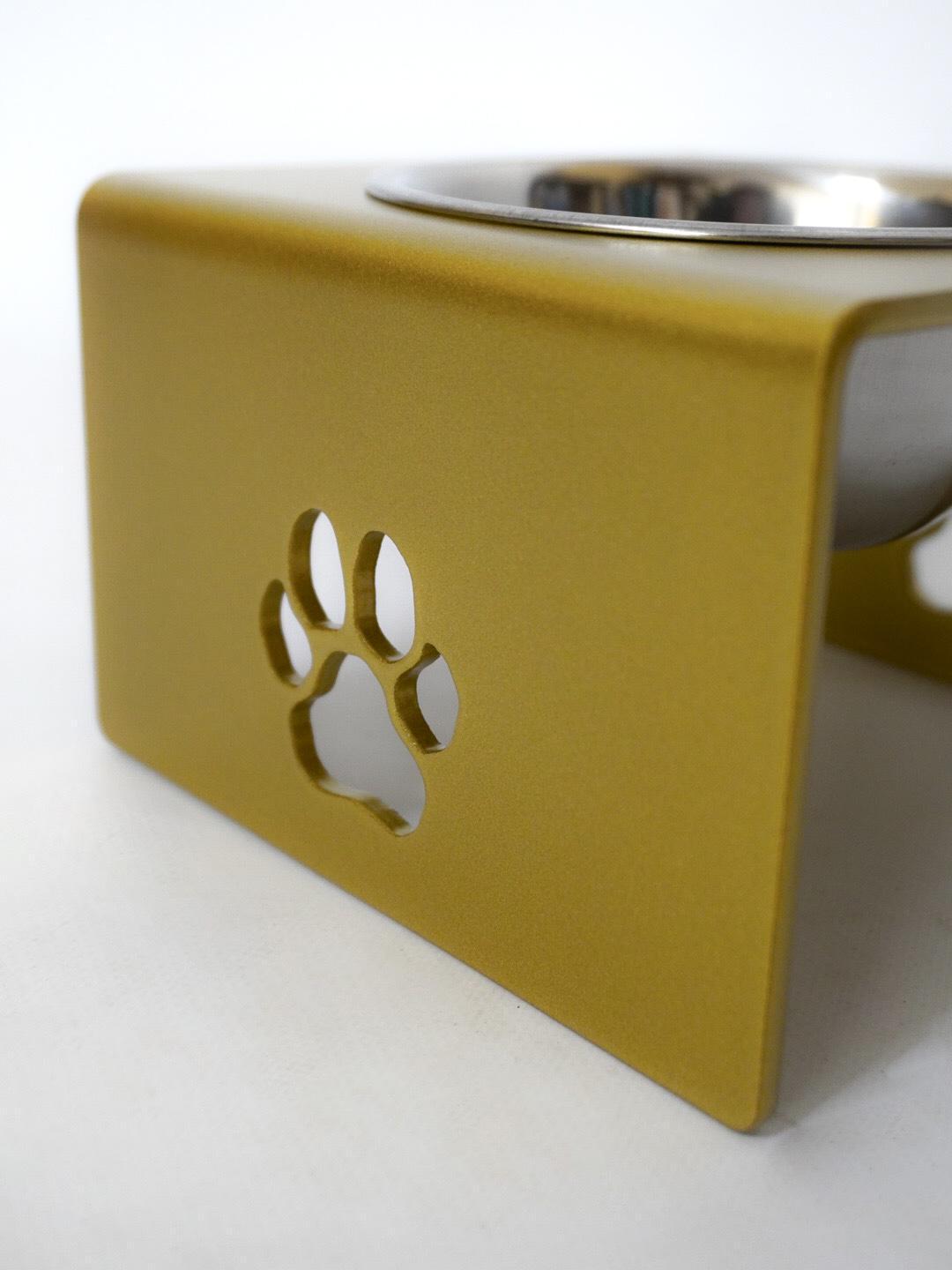 Кормушка My joy для кошек на 1 миску металл 80 мм 0,2 л Золотой (1024575к) - фото 4 Кормушка My joy для кошек на 1 миску металл 80 мм 0,2 л Золотой (1024575к) - фото 4