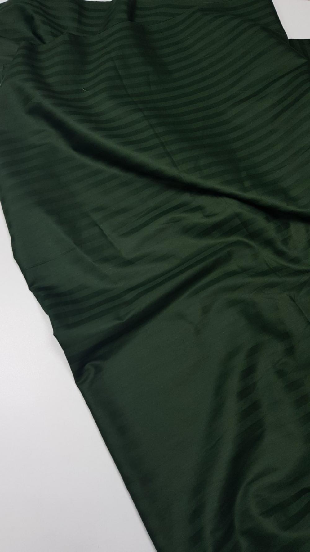 Комплект постельного белья на резинке Stripe LUX 1/1 см семейный/наволочки 50х70/70х70 см Green (3991) - фото 2 Комплект постельного белья на резинке Stripe LUX 1/1 см семейный/наволочки 50х70/70х70 см Green (3991) - фото 2