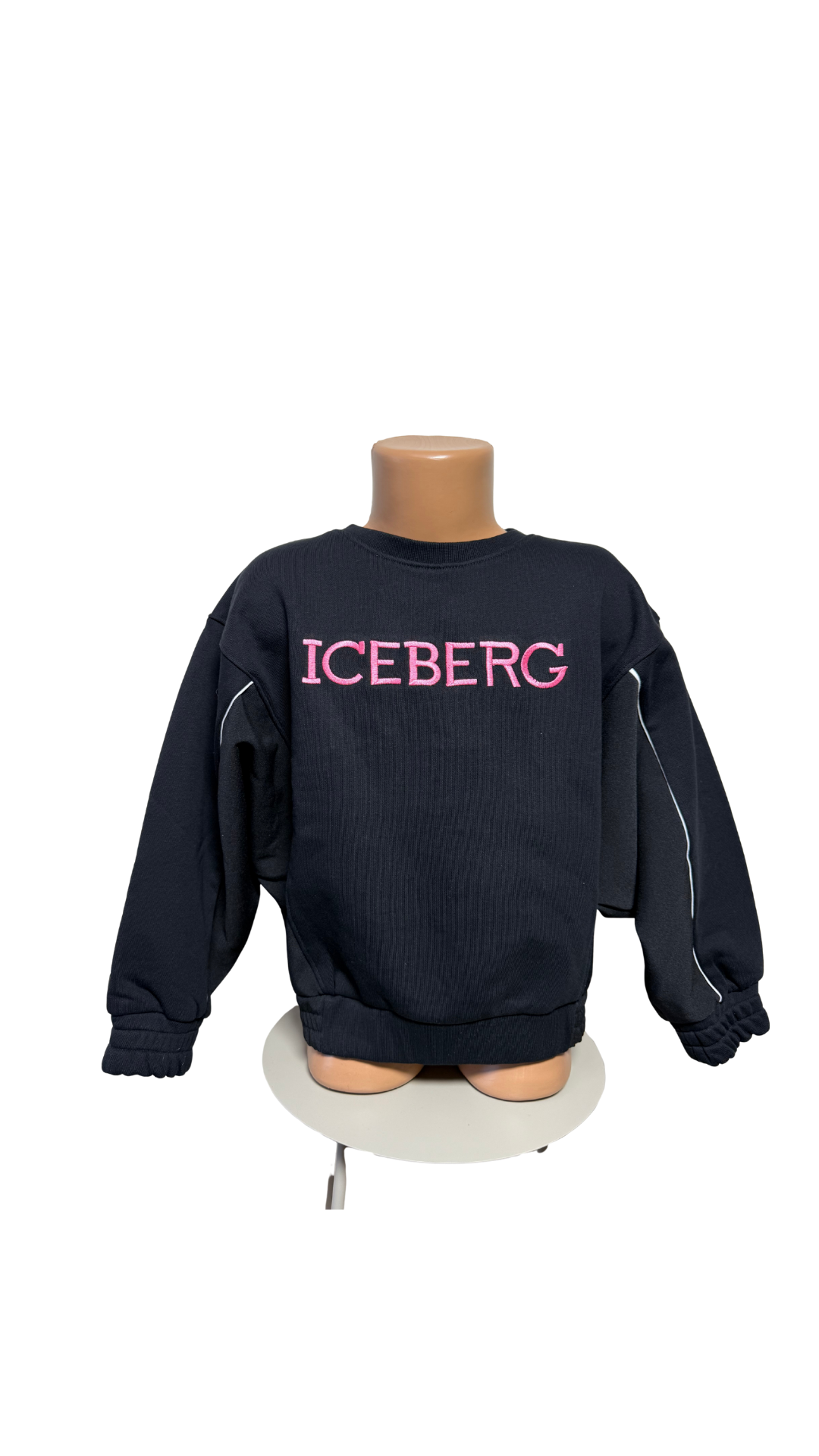 Свитшот для девочки Iceberg с объемным логотипом и контрастными вставками на рукавах 6–7 лет/116–122 см Черный с розовым (4010016ISG)