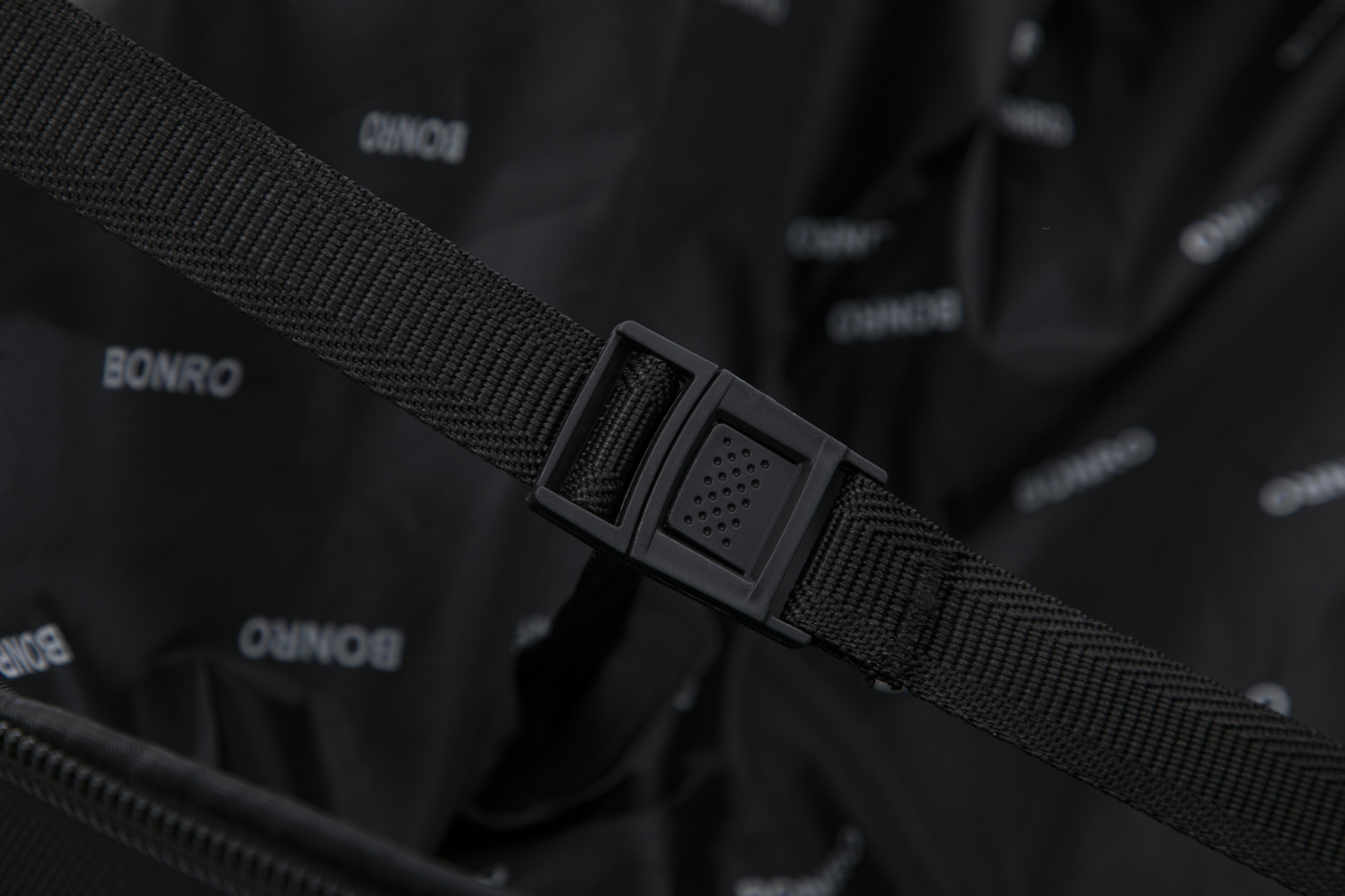 Чемодан Bonro Tourist 4 колеса 3 шт. Чорний (2193) - фото 11 Чемодан Bonro Tourist 4 колеса 3 шт. Чорний (2193) - фото 11