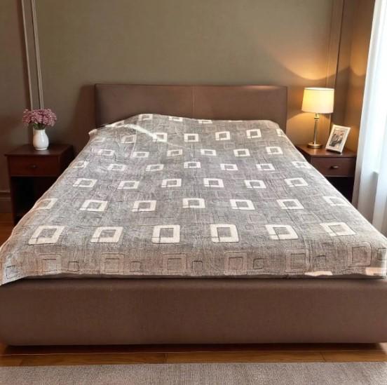 Плед Colorful Home Стрижка Квадраты евро 200х220 см Серый (38093) Плед Colorful Home Стрижка Квадраты евро 200х220 см Серый (38093)