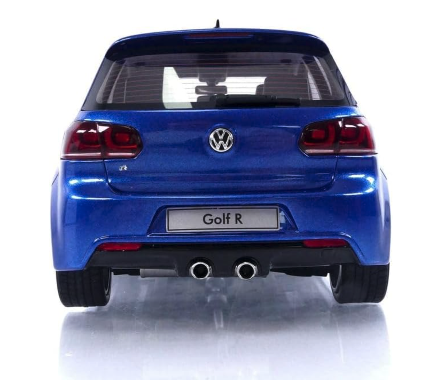 ᐉ Модель автомобиля OttoMobile 1:18 Volkswagen Golf 6 R 3d Blue
